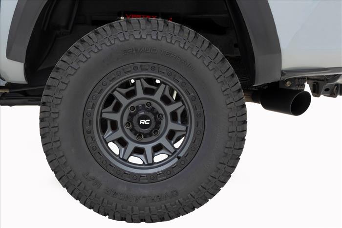285/55R20 Overlander M/T Rough Country