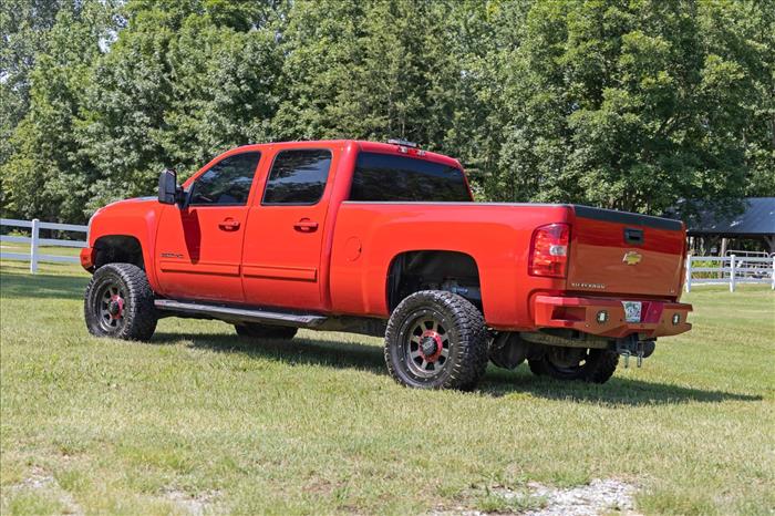 3.5 Inch Knuckle Lift Kit V2 w/ Overloads Red Silverado/Sierra 2500HD/3500HD (11-19) Rough Country