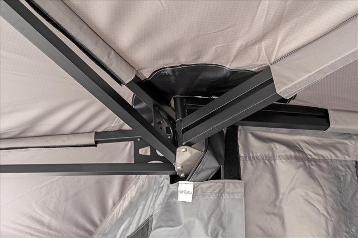 270 Degree Awning Drivers Side Rough Country
