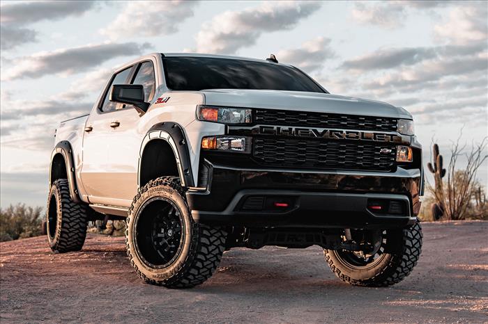 Fender Flares Defender GAZ Summit White Chevy Silverado 1500 (19-26) Rough Country