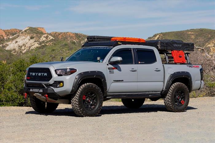 Fender Flares Defender 4V6 Quicksand Toyota Tacoma 2WD/4WD (2016-2023) Rough Country