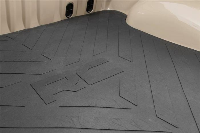 Dodge Bed Mat w/RC Logos 19-20 RAM 1500 5ft 7 Inch Bed Rough Country
