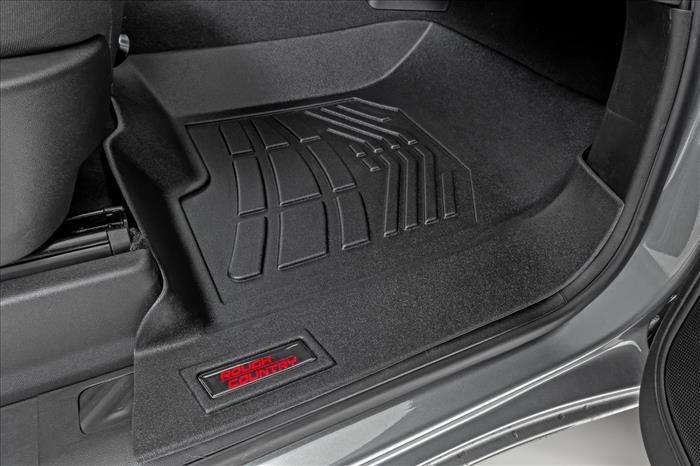 Floor Mats FR Bucket Crew Silverado/Sierra 1500/2500HD/3500HD (19-26) Rough Country