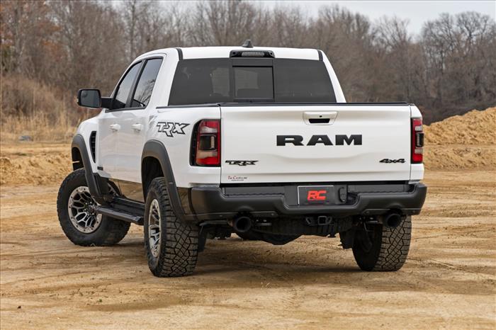 HD2 Aluminum Running Boards Crew Cab Ram 1500 (19-26)/1500 TRX (21-24) Rough Country