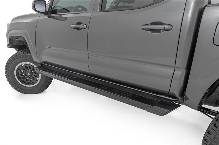 HD2 Aluminum Running Boards Double Cab Toyota Tacoma 2WD/4WD (2005-2023) Rough Country