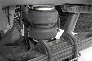 Air Spring Kit w/compressor Wireless Controller Ford F-250/F-350 Super Duty (17-22) Rough Country