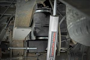 Air Spring Kit w/compressor Wireless Controller Ford F-250/F-350 Super Duty (05-16) Rough Country