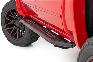 OV2 Running Boards Side Step Bars Crew Cab Silverado/Sierra 1500/2500HD/3500HD (07-19 & Classic) Rough Country