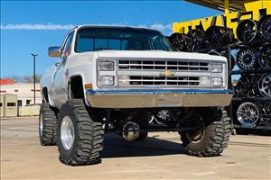 6 Inch Lift Kit 52 Inch RR Springs Chevy/GMC C10/K10 Truck & SUV/K5 Blazer (77-91) Rough Country