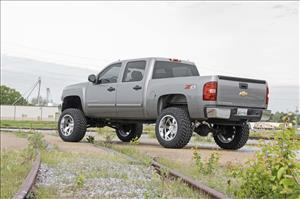 7.5 Inch Lift Kit N3 Struts Silverado/Sierra 1500 4WD (07-13) Rough Country