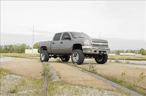 7.5 Inch Lift Kit M1 Struts/M1 Silverado/Sierra 1500 4WD (07-13) Rough Country