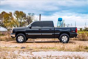 1.5-2 Inch Lift Kit M1 Silverado/Sierra 1500 4WD (1999-2006 & Classic) Rough Country
