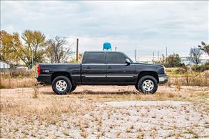1.5-2 Inch Lift Kit M1 Silverado/Sierra 1500 4WD (1999-2006 & Classic) Rough Country