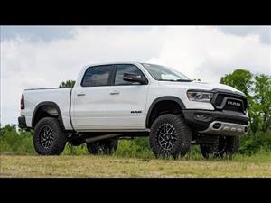 6 Inch RAM Suspension Lift Kit w/Loaded Struts and V2 Shocks 19-20 RAM 1500 4WD 22XL Factory Wheel Models Rough Country
