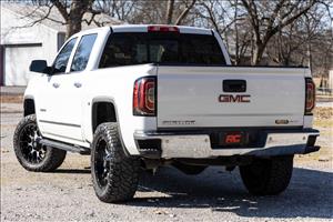 RPT2 Running Boards Crew Cab Silverado/Sierra 1500/2500HD/3500HD (07-18 & Classic) Rough Country