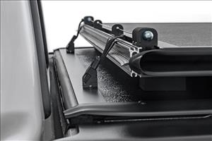 Hard Low Profile Bed Cover 5 Foot 7 Inch Bed Ford F-150 2WD/4WD (2004-2014) Rough Country