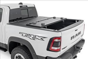 Hard Low Profile Bed Cover 5 Foot 7 Inch Bed No Rambox Ram 1500 (19-26)/1500 TRX (21-24) Rough Country