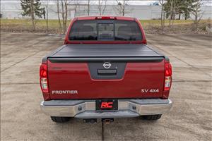 Hard Low Profile Bed Cover 5 Foot Bed Cargo Mgmt Nissan Frontier (05-21) Rough Country