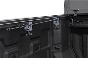 Hard Tri-Fold Flip Up Bed Cover 6 Foot 7 Inch Bed Chevy/GMC Sierra 1500 (19-26)/Silverado 1500 (19-26) Rough Country