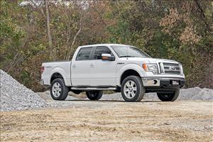 2 Inch Lift Kit N3 Struts/N3 Ford F-150 4WD (2009-2013) Rough Country