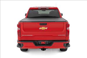 Hard Roll Up Bed Cover 5 Foot 10 Inch Bed Chevy/GMC Sierra 1500 (19-26)/Silverado 1500 (19-26) Rough Country