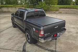 Hard Roll Up Bed Cover 5 Foot Bed Toyota Tacoma 2WD/4WD (2005-2015) Rough Country