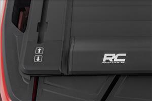 Powered Retractable Bed Cover 5 Foot 10 Inch Bed Chevy/GMC Sierra 1500 (19-26)/Silverado 1500 (19-26) Rough Country