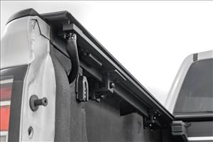 Powered Retractable Bed Cover 5 Foot 9 Inch Bed Silverado/Sierra 1500 (14-18 & Classic) Rough Country