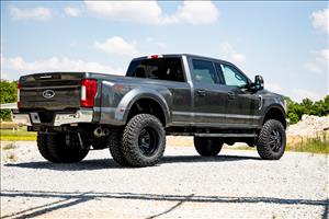 4.5 Inch Inch Ford Suspension Lift Kit w/ N3 Shocks and Front Driveshaft 17-20 F-350 4WD Diesel Dually Rough Country