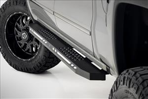 AC2 Running Boards Amber/White Crew Cab Silverado/Sierra 1500 (07-18) Rough Country