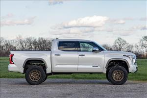 6 Inch Lift Kit OE Air Ride Toyota Tundra 4WD (2022-2026) Rough Country