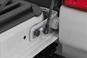 Tailgate Assist Nissan Titan 2WD/4WD (2017-2024) Rough Country