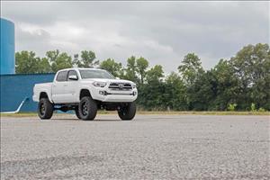 6 Inch Lift Kit Toyota Tacoma 2WD/4WD (2005-2015) Rough Country