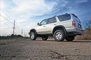 3 Inch Lift Kit M1 Struts/M1 Toyota 4Runner 2WD/4WD (1996-2002) Rough Country