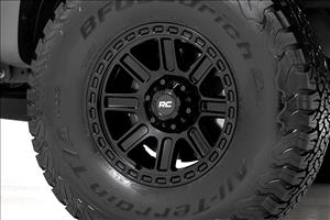 84 Series Wheel Gloss Black 18x8.5 6x5.5 +0mm Rough Country