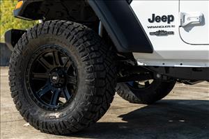84 Series Wheel Gloss Black 18x8.5 5x5 +0mm Rough Country