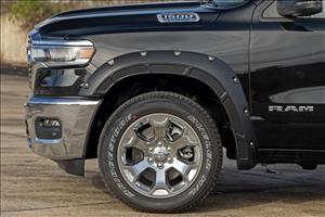Fender Flares Defender Gloss Black Ram 1500 2WD/4WD (2025-2026) Rough Country