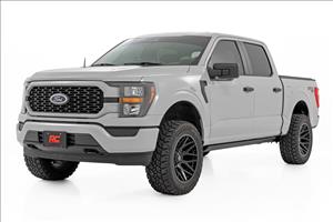 Power Running Boards HT-Series Crew Cab Ford F-150/Lightning/F-250/F-350/Raptor (15-26) Rough Country