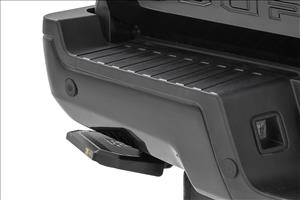 Retractable Bed Step Manual Pull Ford F-250/F-350 Super Duty (17-22) Rough Country