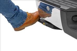 Retractable Bed Step Manual Pull Silverado/Sierra 2500HD/3500HD (11-14) Rough Country