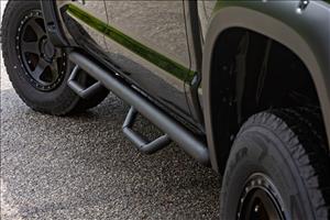 Nerf Steps Cab Length CrewMax 5 Foot 7 Inch Bed Toyota Tundra 2WD/4WD (07-21) Rough Country