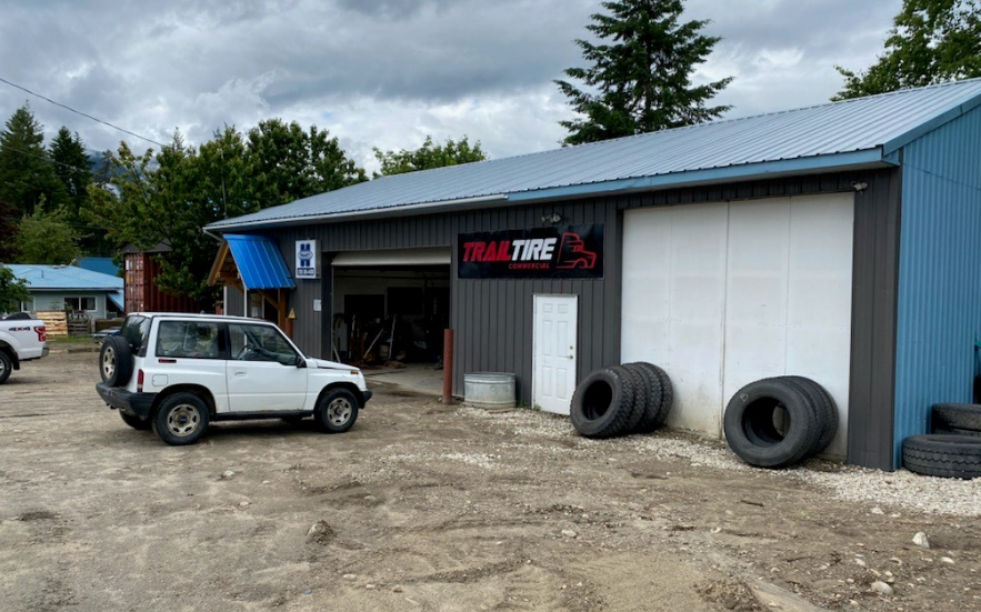 Trail Tire Auto Centers / Nakusp store front