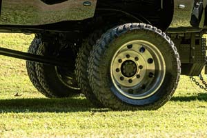 Chevrolet KODIAK C4500 Dual Rear Wheel with American Force Dually With Adapters Series 1 Classic DRW