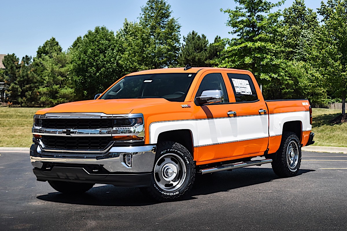 Chevrolet Silverado 1500 with American Racing Custom Wheels VN327 Rally.