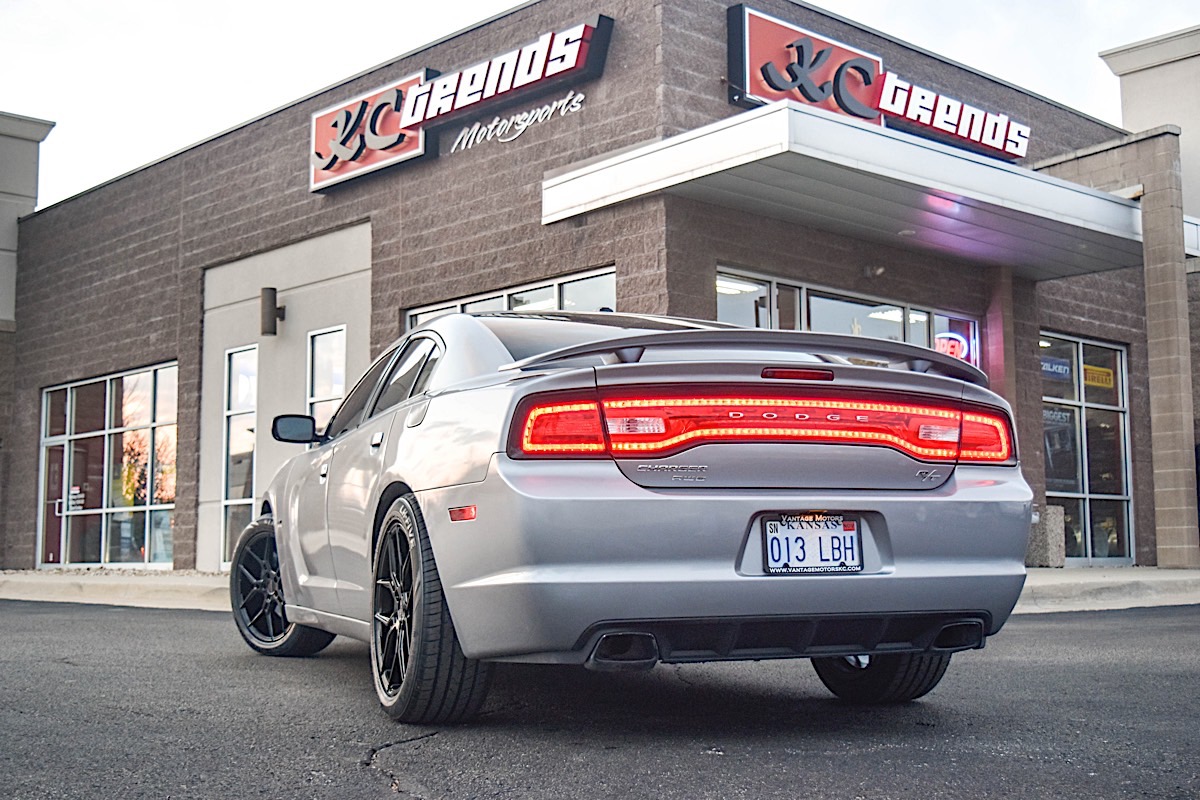 Dodge Charger with Giovanna Wheels Haleb