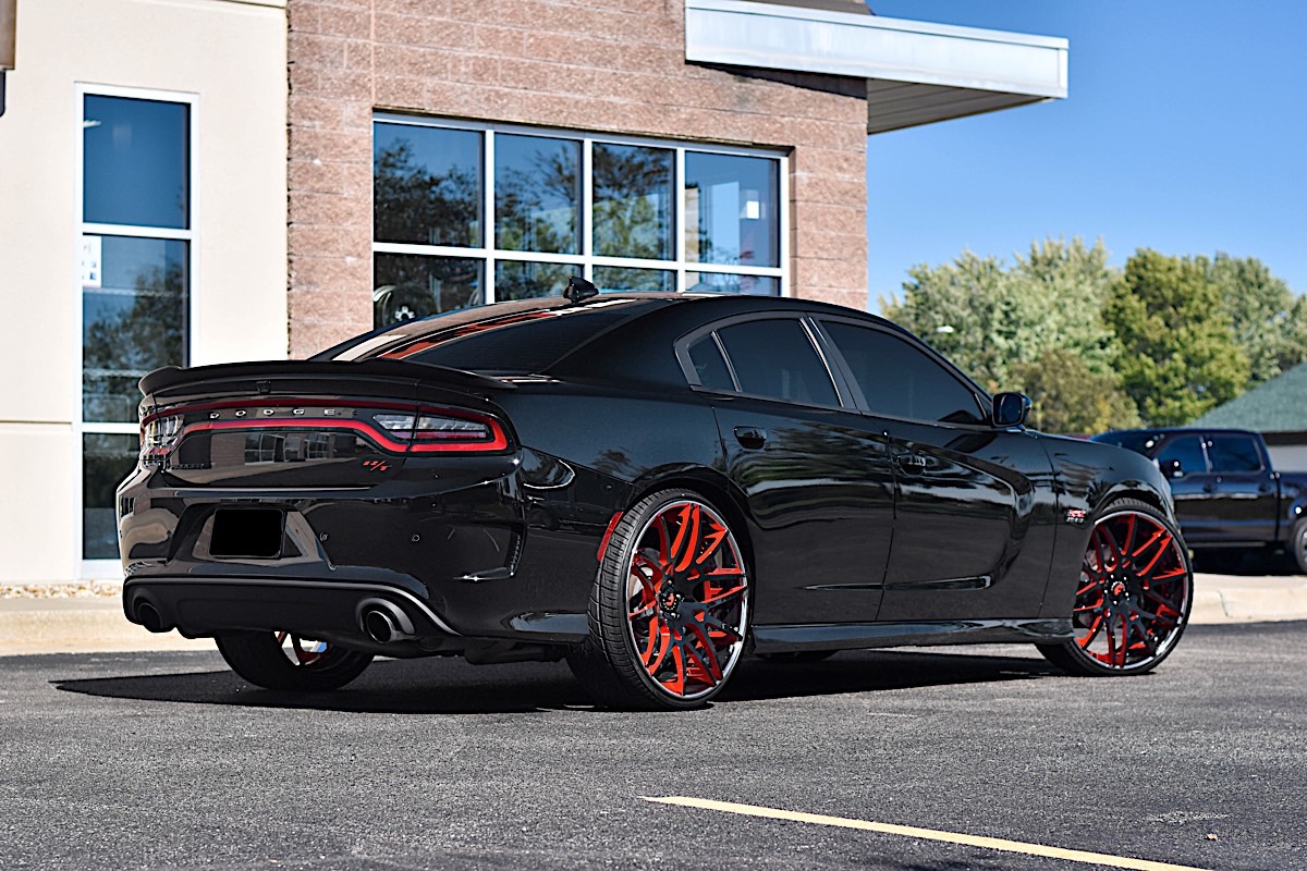 Dodge Charger with Forgiato 2.0 MAGLIA-ECL