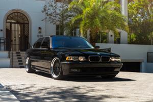 BMW 740iL Thumbnail