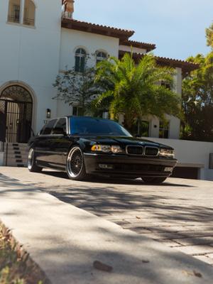 BMW 740iL Thumbnail