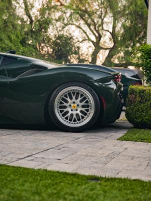 Ferrari SF90 Stradale Thumbnail
