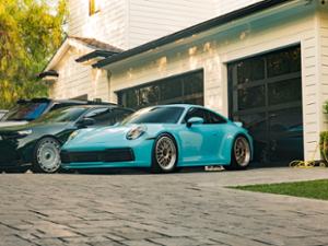 Porsche 911 Carrera Thumbnail